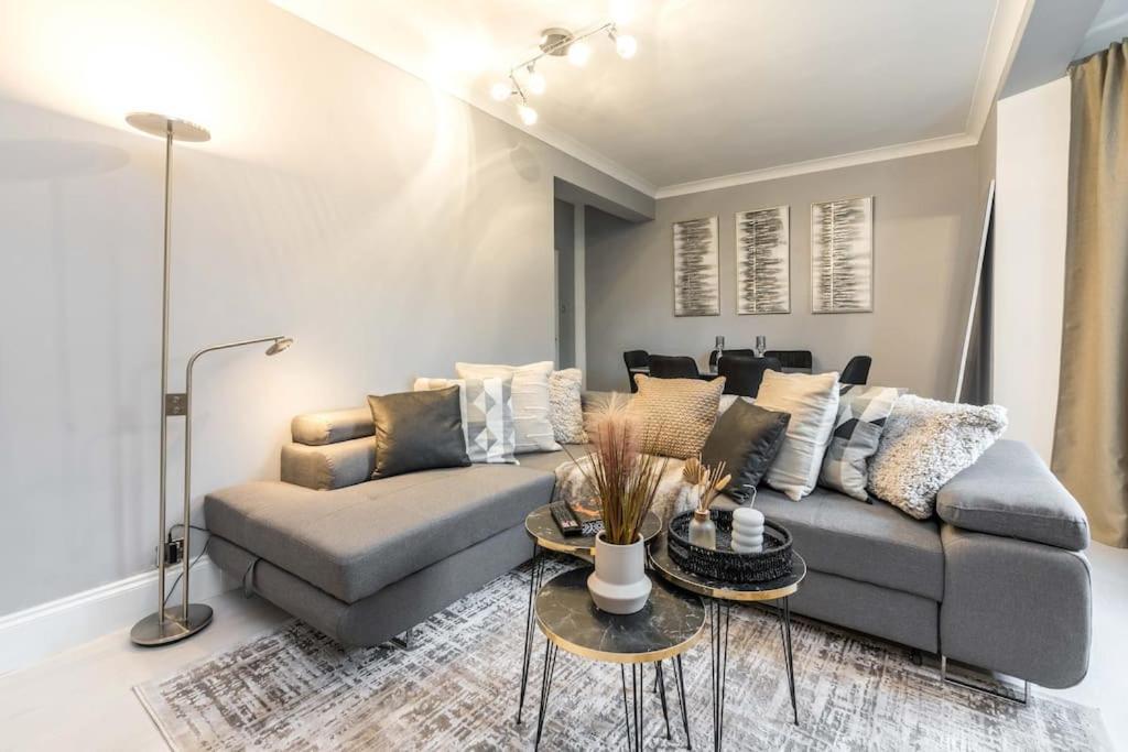Exceptional Spacious City Apartment ロンドン エクステリア 写真