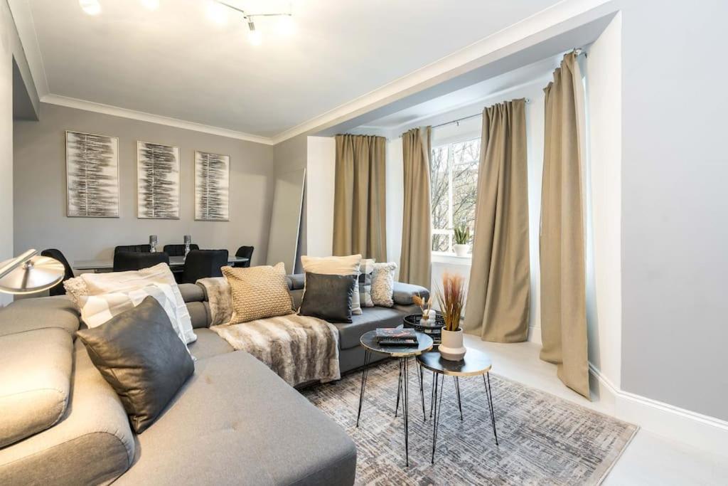 Exceptional Spacious City Apartment ロンドン エクステリア 写真