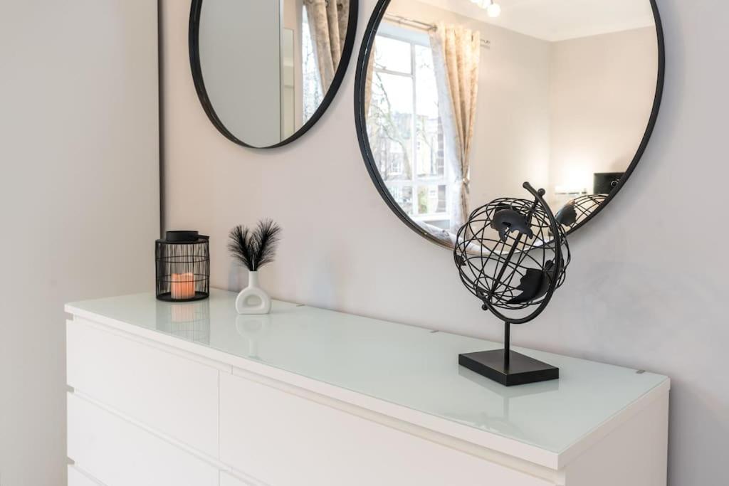 Exceptional Spacious City Apartment ロンドン エクステリア 写真